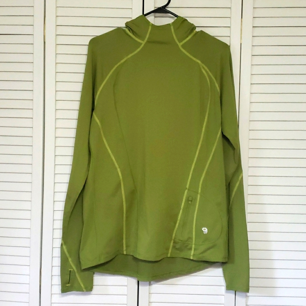 Mountain Hardwear long sleeve shirt with hood
